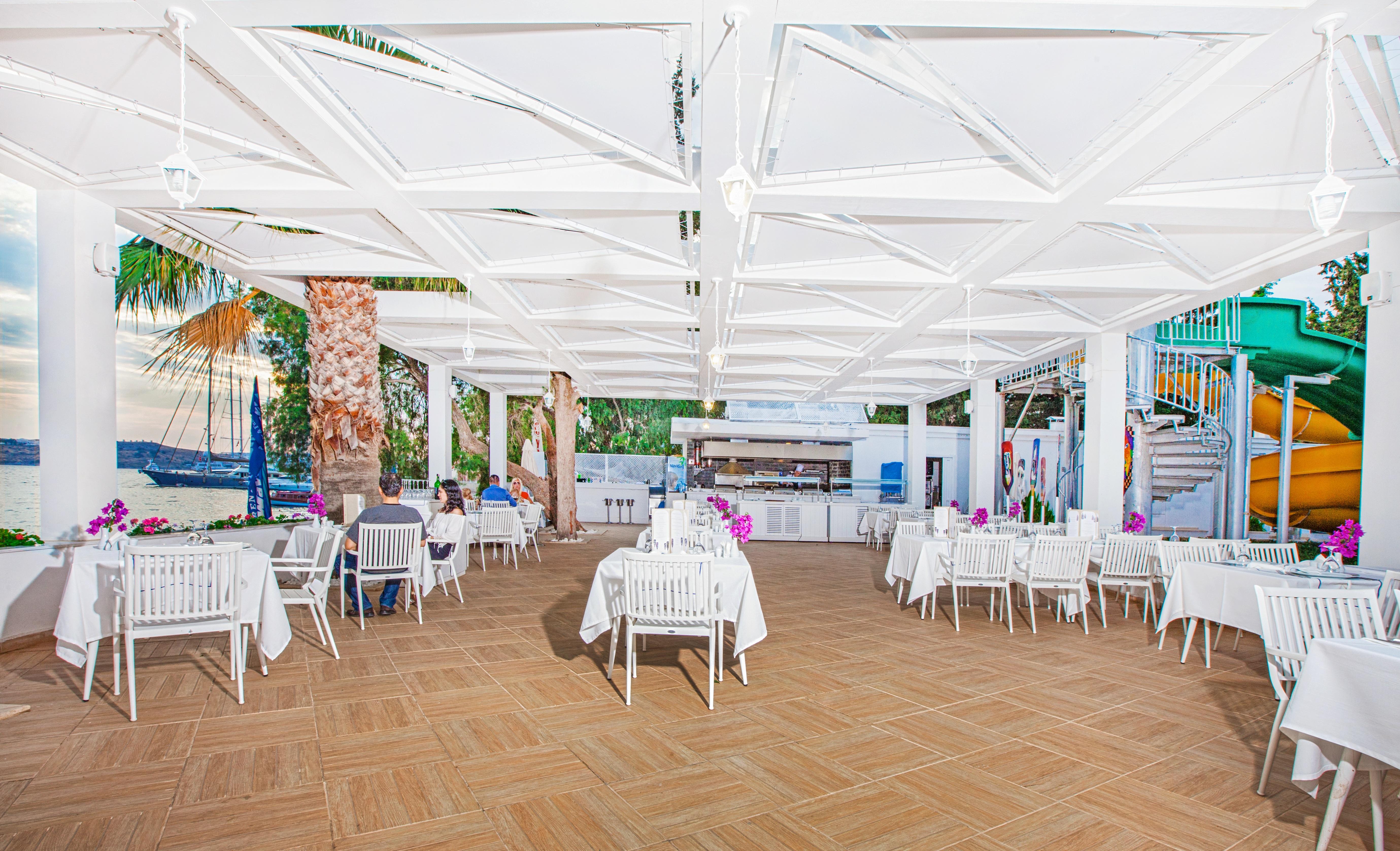 Labranda TMT Bodrum Exterior foto The restaurant