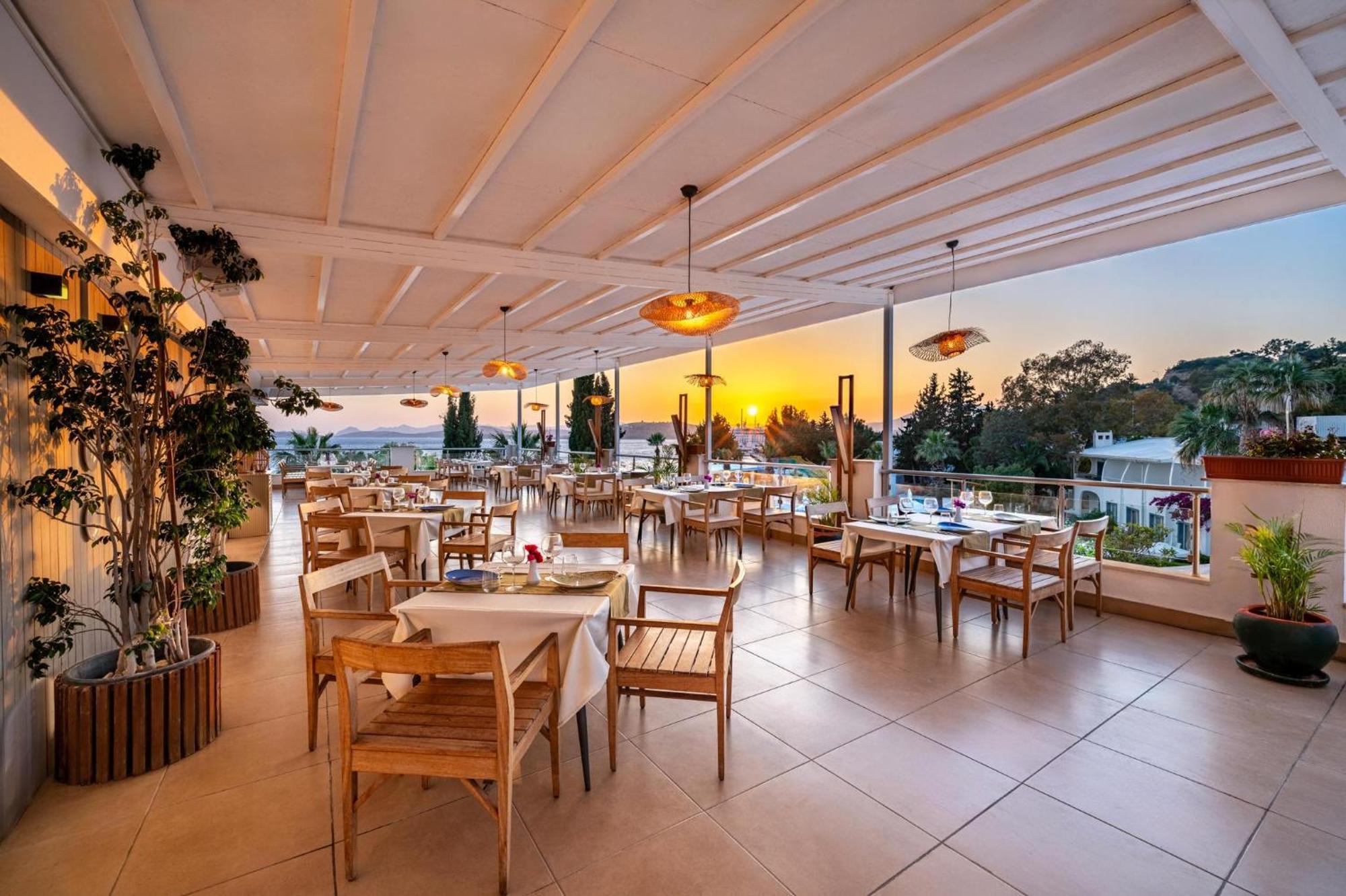 Labranda TMT Bodrum Exterior foto The Terrace